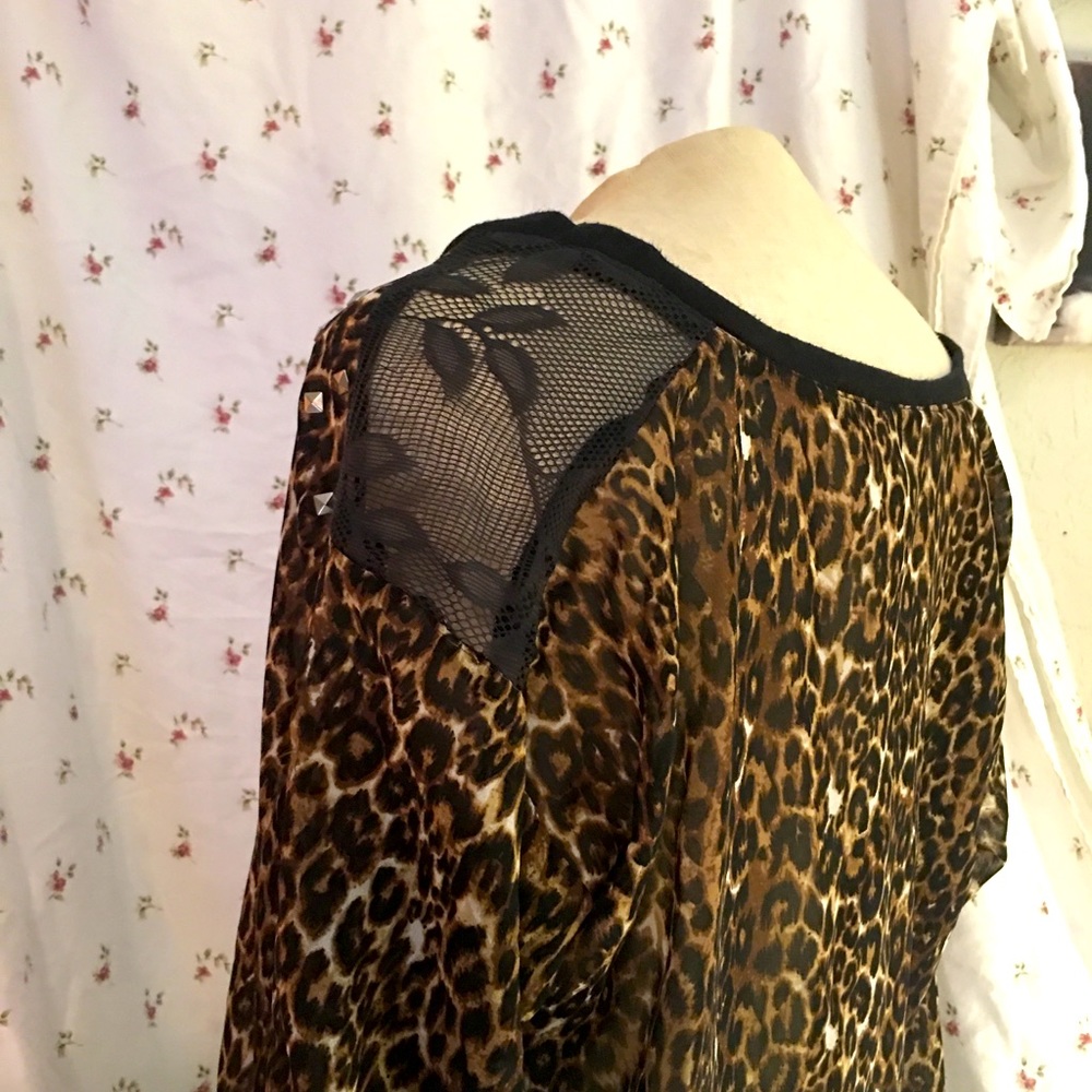 Live for truth sheer top
